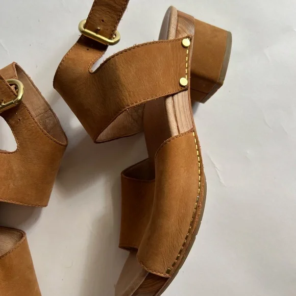 Brown Strappy Sandals with Block Heel - Picture 2 of 8